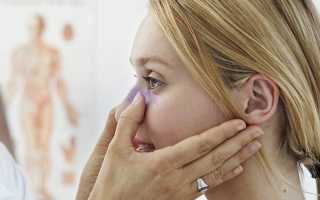 Оказание первой помощи и лечение при ушибе носа