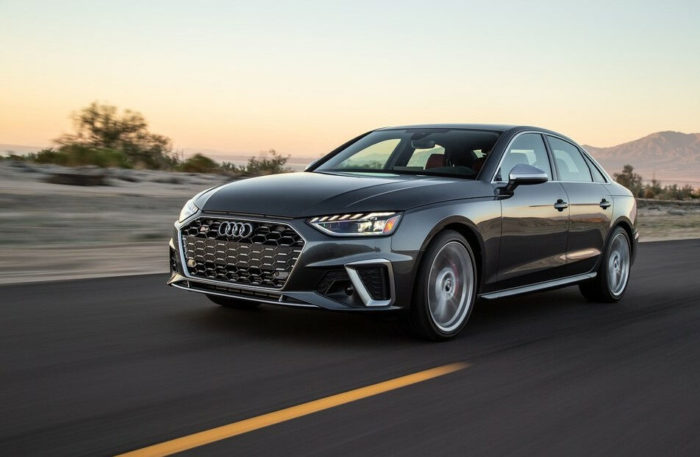 Шумоизоляция от DETCIBELOV.NET на Audi A4